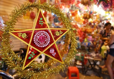JESMARY – Xưởng Sản Xuất Lồng Đèn Trung Thu Giá Rẻ – Thiết Kế Theo Yêu Cầu Cho Doanh Nghiệp Và Thương Hiệu
